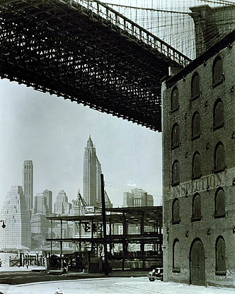 Berenice Abbott, Brooklyn Bridge, Water and Dock Streets, Brooklyn